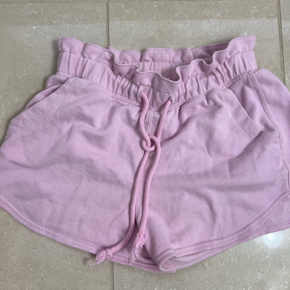 Pink Women's Ruffle Waist Shorts